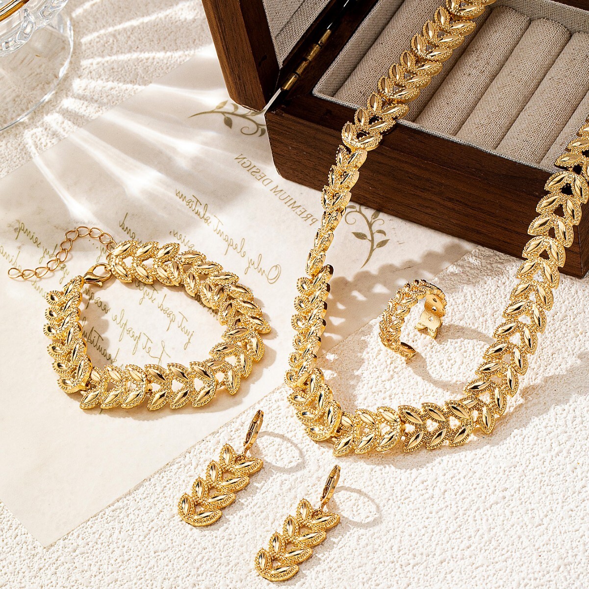 Exquisite French Fashion Style Trend Willow Leaf Pattern Bracelet Necklace Earrings Simple Exquisite Jewelry Set European And American