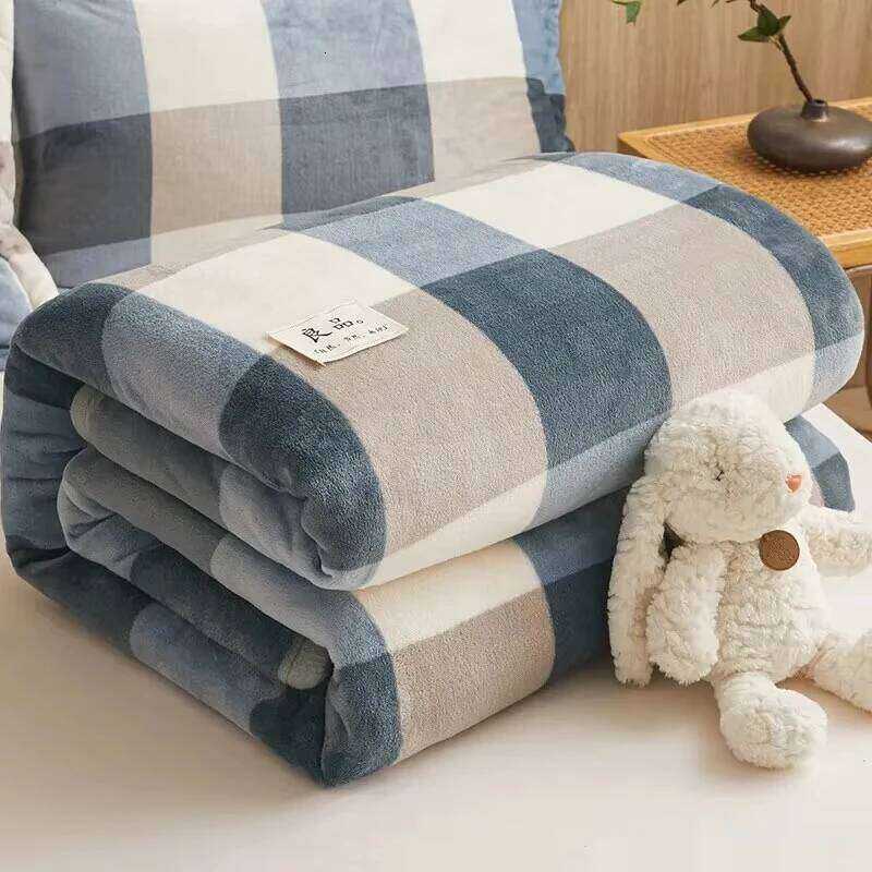 Heavy-Duty Soft Flannel Blanket - Ideal for Air Conditioning & Cozy Afternoon Naps W260120