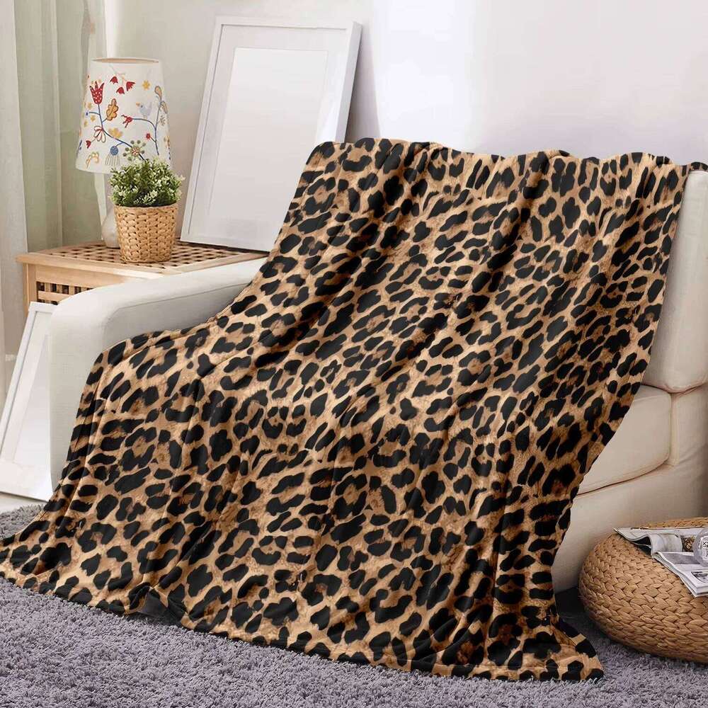 1pc Leopard Print Flannel Blanket - Soft Cozy, Ideal for Sofa, Bed, Office & Outdoor Use W260120