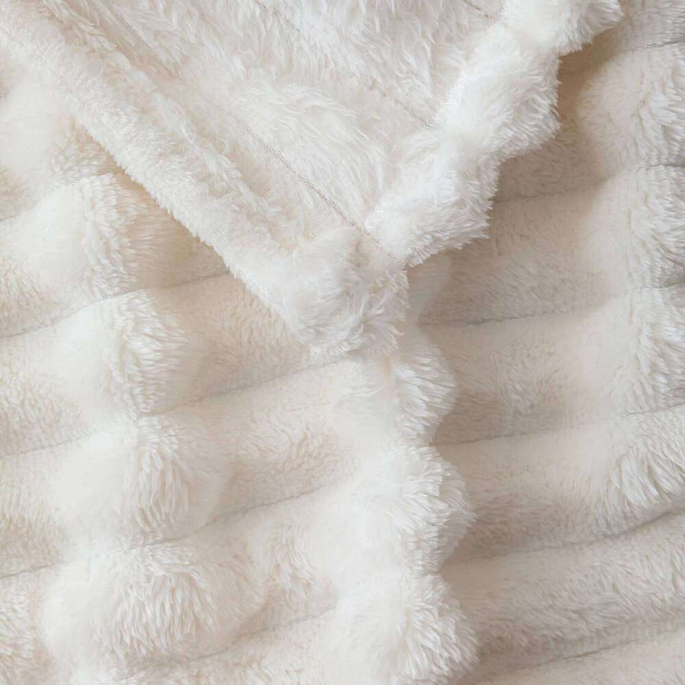 1pc solid color thick wide stripe multifunctional can be used as bed sheet covering nap blanket, pet blanket W260120