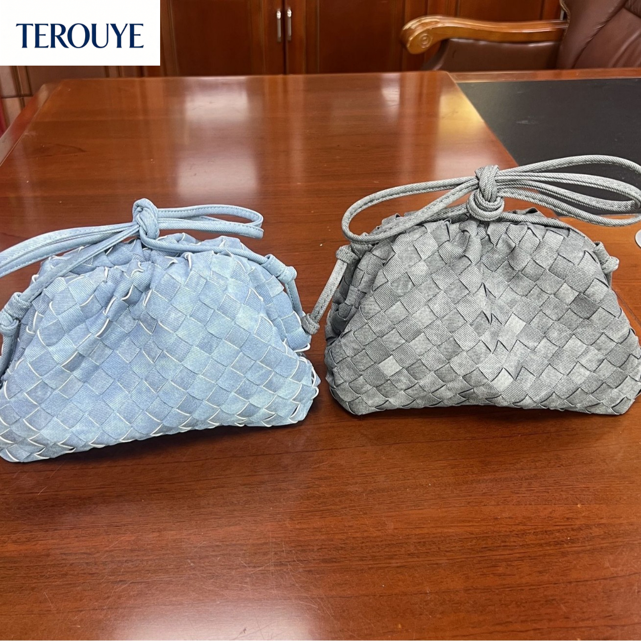 TEROUYE fashion new woven cloud bag French winter fashion style dumpling bag trendy elegant style women's shoulder bag luxury bag