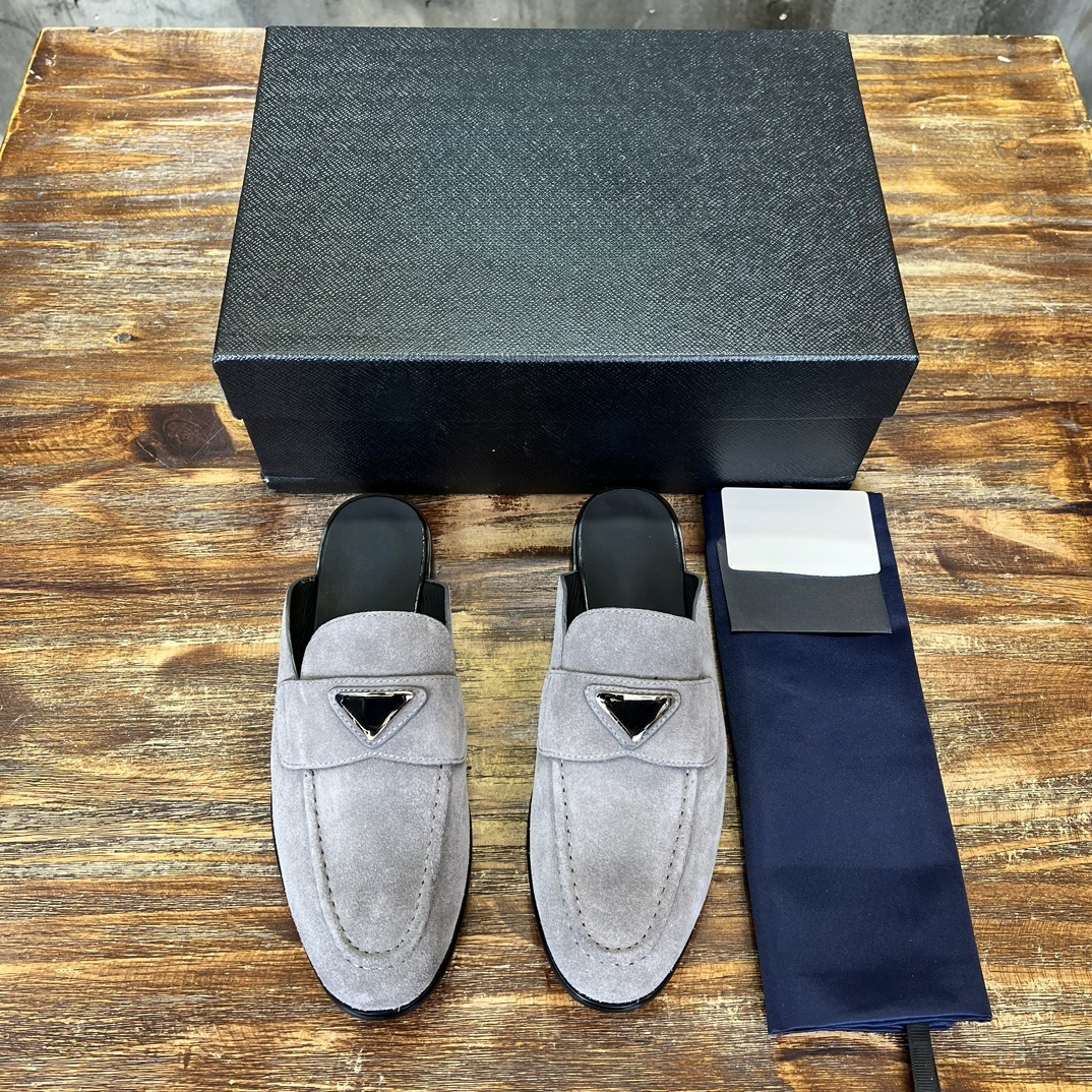 Sandal Summer Sandals Designer Women Flip Flops Slipper Fashion Genuine Leather Slides Metal Chain Ladies Casual Shoes