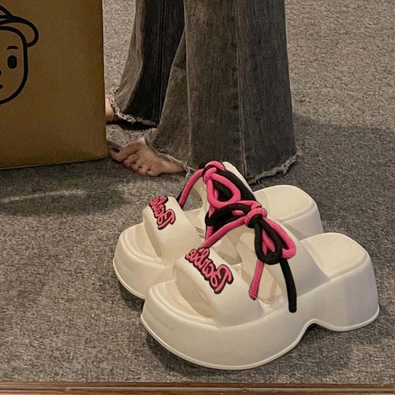 Height Increasing Thick Soled Fashionable Bow Tie Strap One-Piece Slippers For Women'S Outdoor Wear 2026 Summer New Anti Slip Casual Sandals