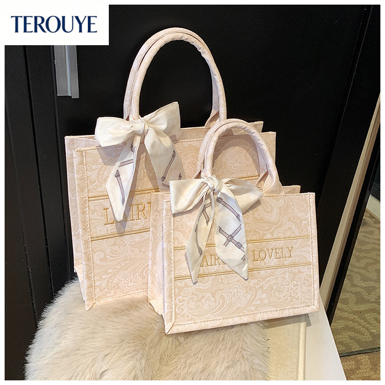 TEROUYE French Fashion Printed Handbag Autumn Winter New Large Capacity Retro Luxury Women s Shoulder Bag Simple Texture Underarm Bag Designer Women s