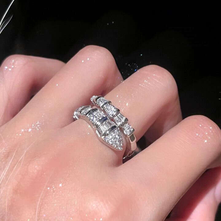 Zirconia Geometric Ring for Index Finger Open-Style Fashion Jewelry Luxury-Inspired Elegance for Women's Hand Jewelry