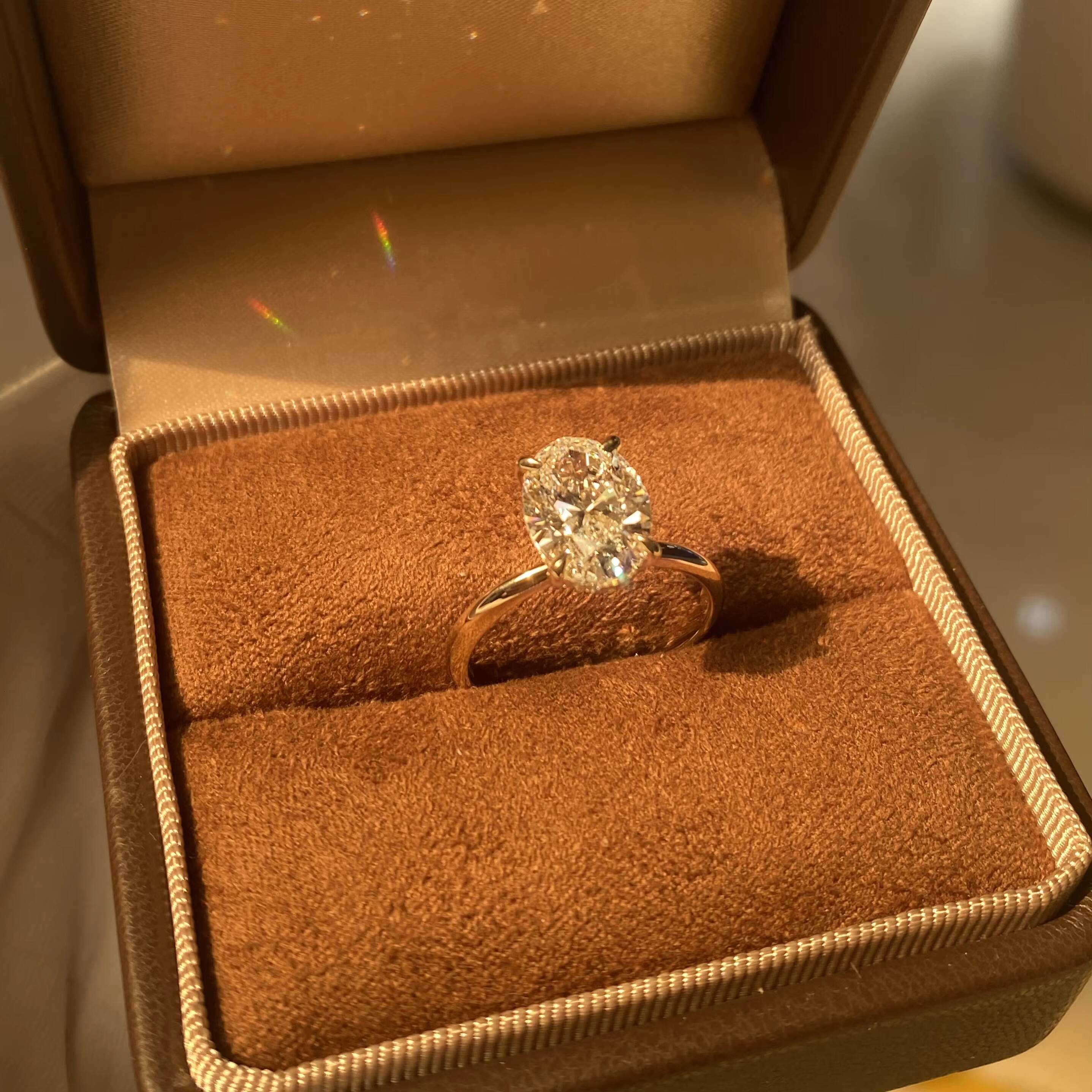 Stars Oval Cut Lab Grown Diamond IGI Certified 18K Solid Gold Pigeon Ring Handmade Engagement Ring for Women