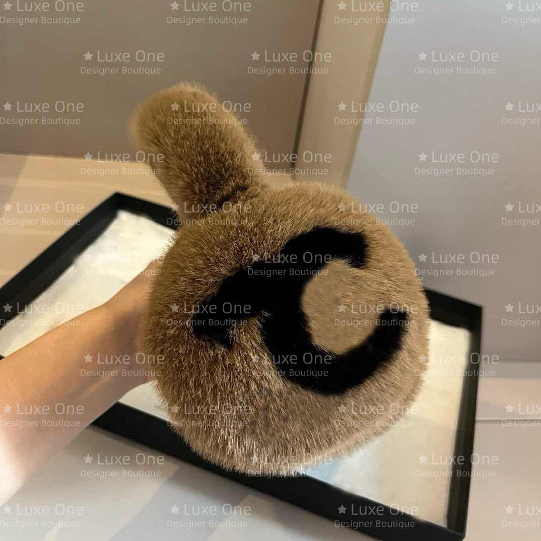 Winter Earmuffs for Women Designer Earmuffs LambWool and Furry Earmuff For Autumn And Winter Outdoor Wamth Rich Fur High Quality Ear Protection