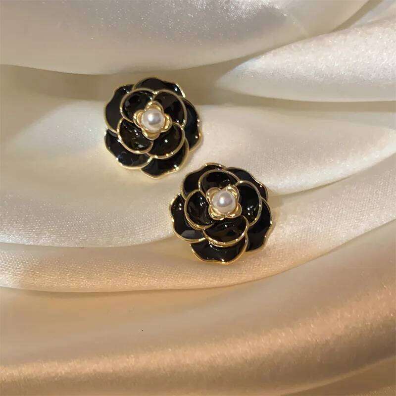 Luxury Camellia Stud White Black Metal Asymmetrical Lady Flower Earrings Simple Cute Ear Jewelry For Girl Friends Gift