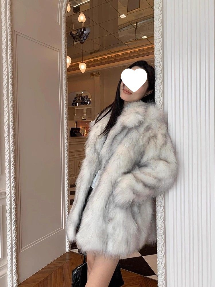 Faux Fur Coat Women 2025 Winter Warm Fluffy Jacket Long Sleeve High Street Chic Female Overcoat Fashion Gradient Outwear 250918