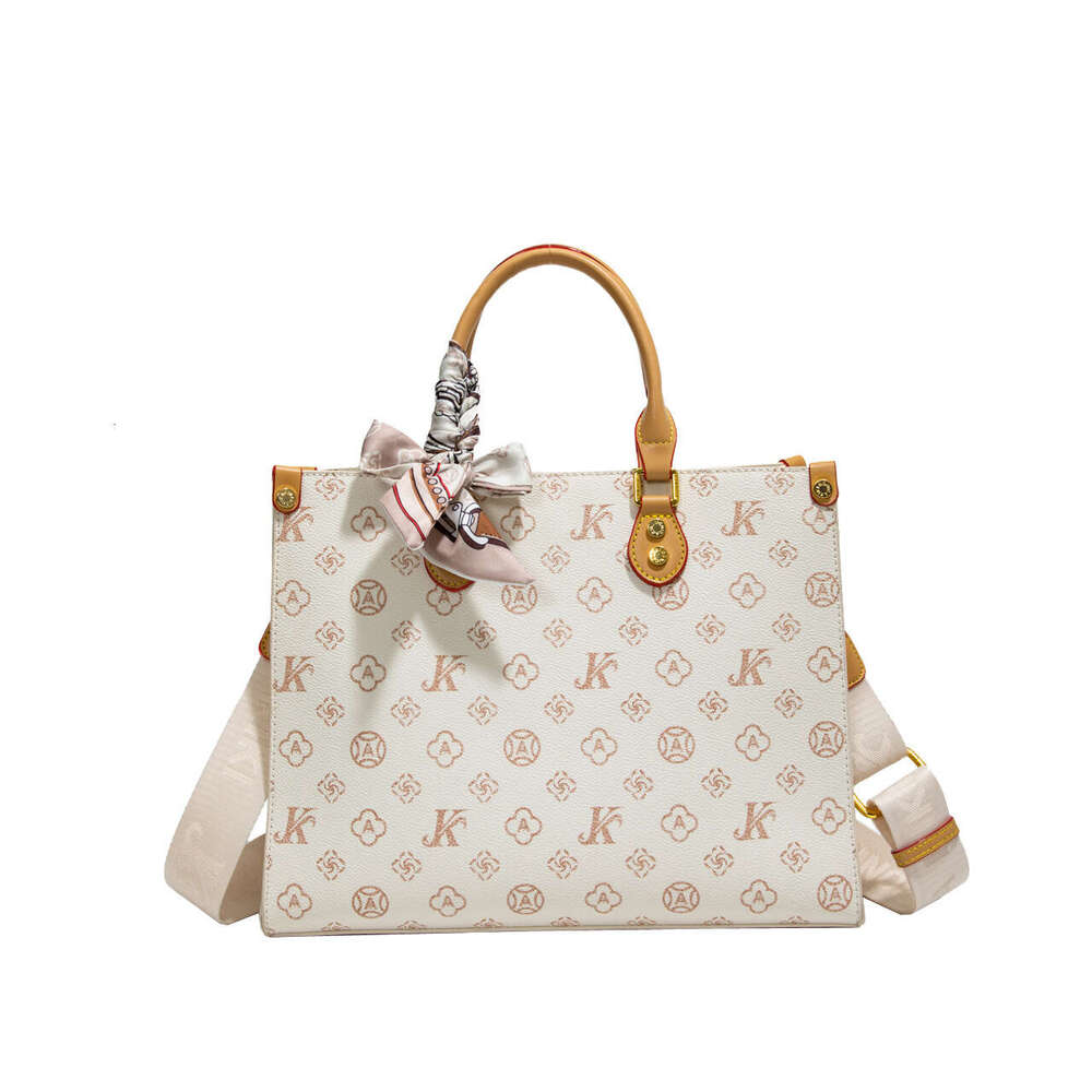 Monica kiki Luxury European Style Large Capacity Handbag Tote Bag for Women New Single Shoulder Commuter Practical