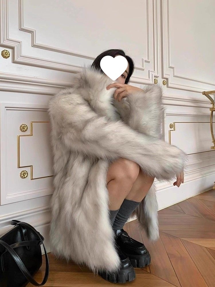 Faux Fur Coat Women 2025 Winter Warm Fluffy Jacket Long Sleeve High Street Chic Female Overcoat Fashion Gradient Outwear 250918