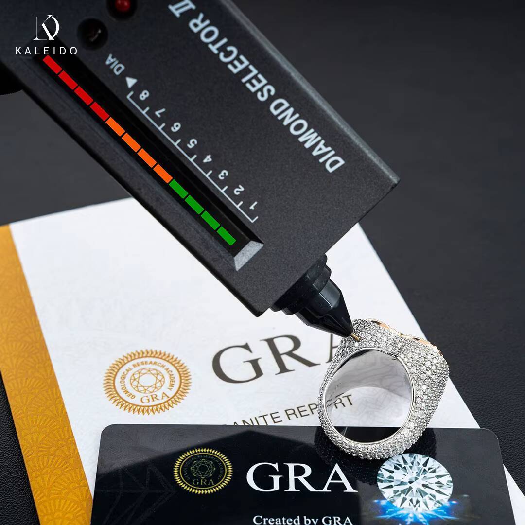 Factory Wholesale Two Tone Heart Shape Iced Out Moissanite Jewelry 925 Silver Ring Fine Hip Hop Vvs Moissanite Diamond Ring