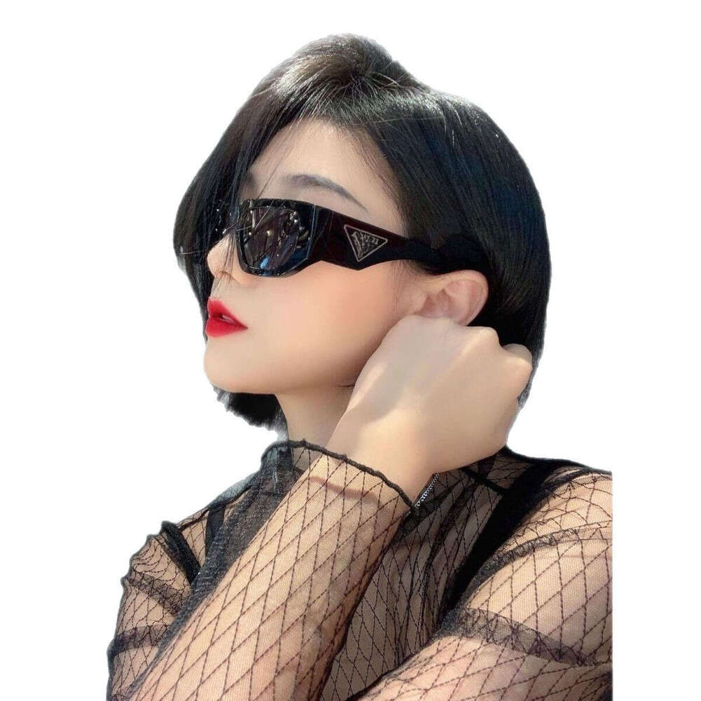 New European And American P Brand Retro Strong Light Ins Fashion Same Style UV Trendy Sunglasses