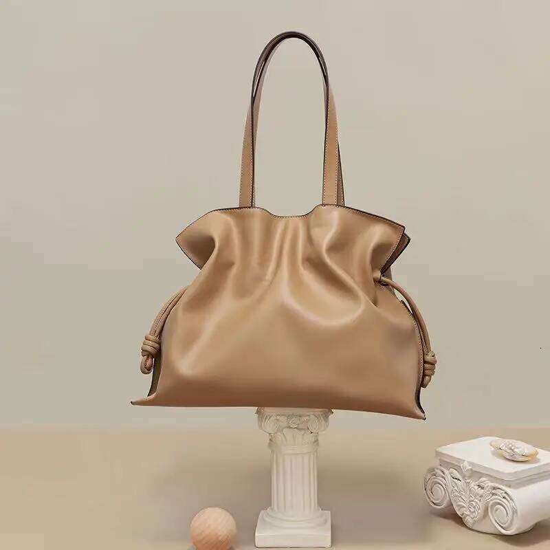 100% Genuine Leather Extra Large Shoulder Bags Women Handbag Bucket Bag Fashion Luxury Designer String Tote Tassel Clutch Bolsas - view 5