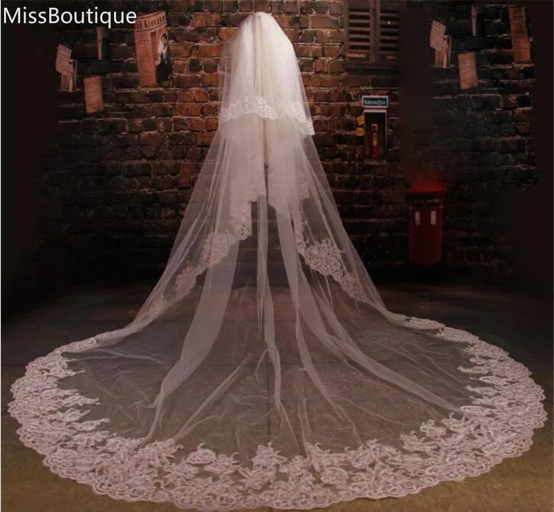Designer Double Layers Bridal Veils Lace Appliques Beads Sequins Amazing Wedding Veils Wedding Dresses Accessories Customized 0113