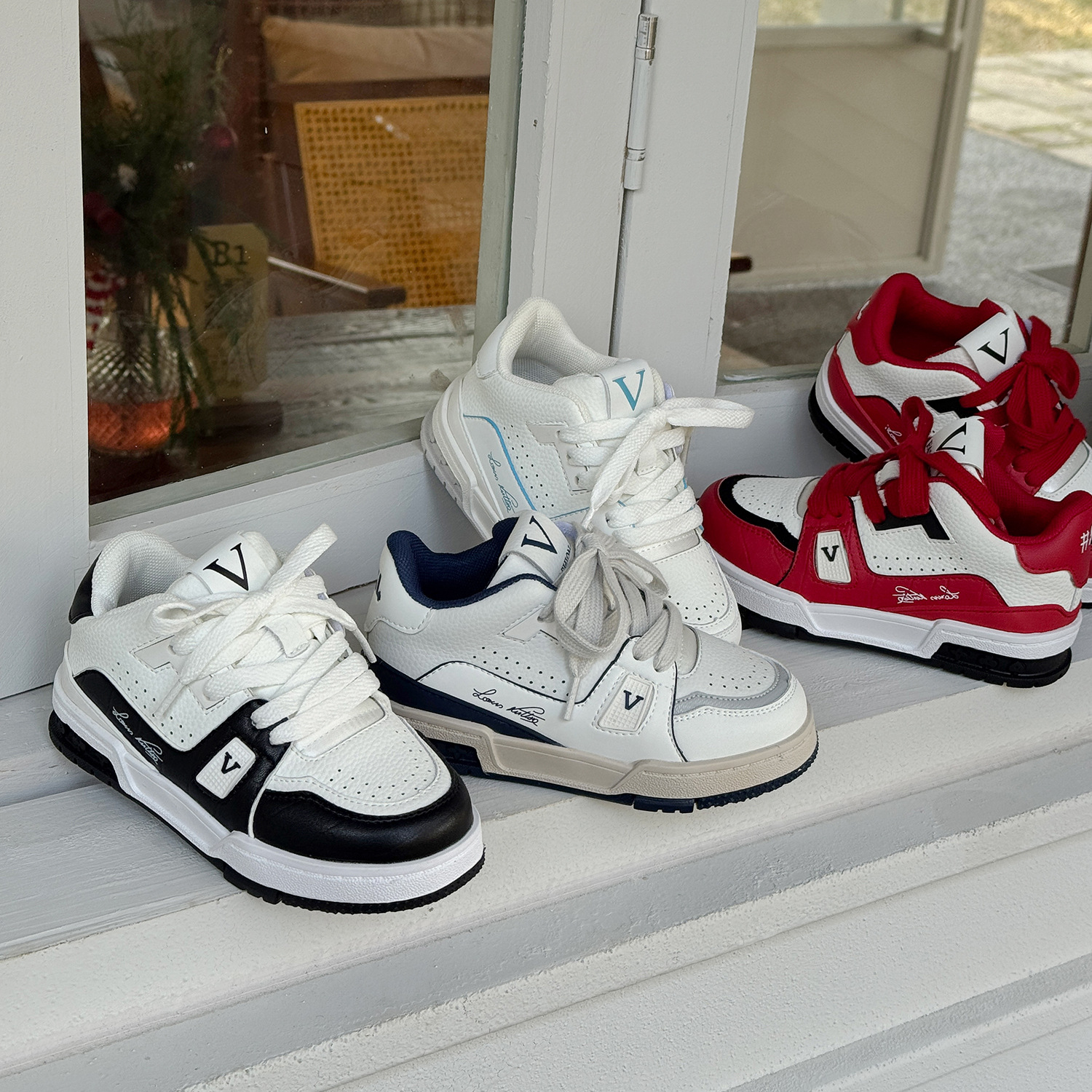hot Free delivery Sneakers Fashionable and comfortable children's board shoes anti slip casual sports shoes student shoes