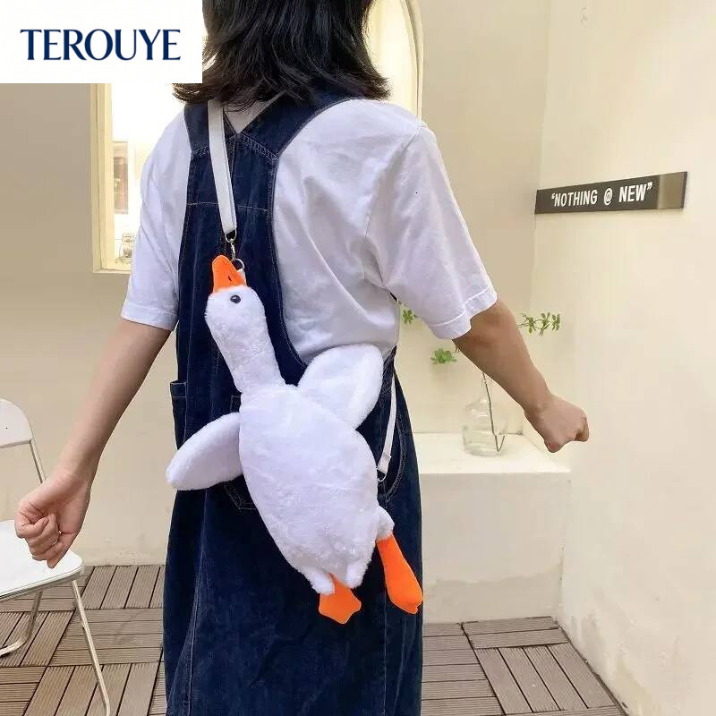 TEROUYE Doll Cartoon Duck Handbag Autumn New Cartoon Cute Women s Shoulder Bag Fashion Trend Versatile Style Luxury bag
