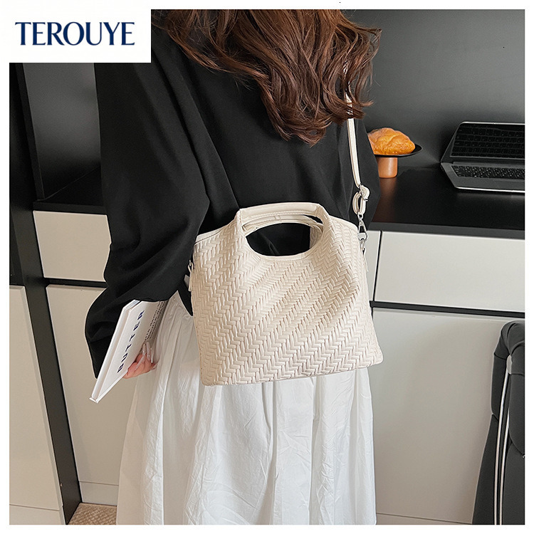 TEROUYE Korean style minimalist women s handbag autumn and winter new large capacity Bag woven texture shoulder bag retro luxury Luxury bag