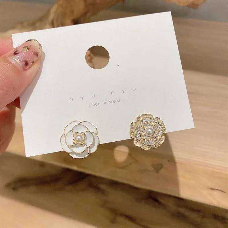 Luxury Camellia Stud White Black Metal Asymmetrical Lady Flower Earrings Simple Cute Ear Jewelry For Girl Friends Gift