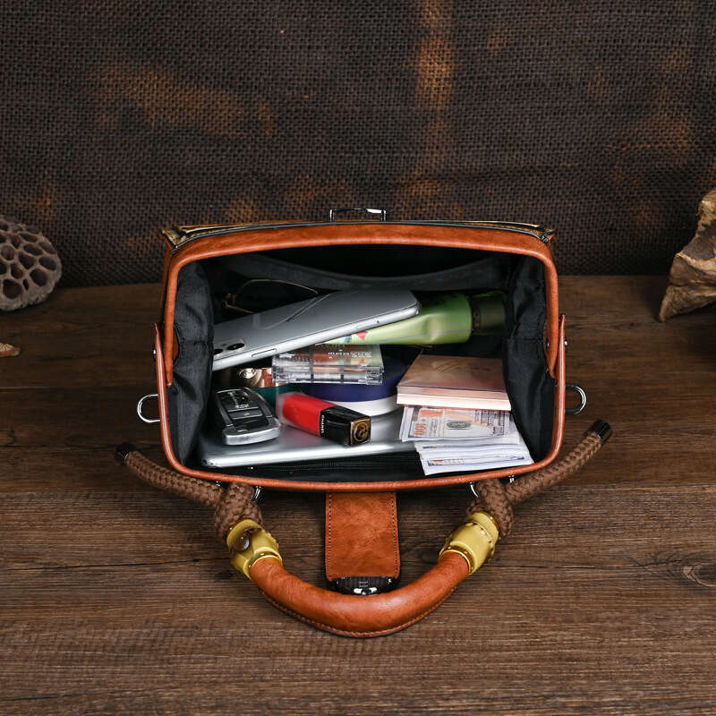 Luxury Shoulder Bags New European And American Retro Original Embossed Color Block Lock Clip Mouth Bamboo Knot Hemp Rope Women S Bag SENYY