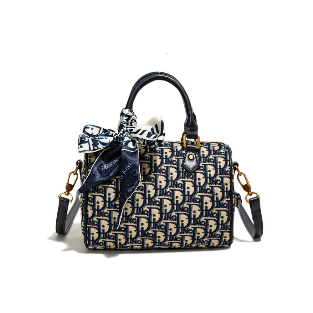 Monica kiki Foreign Trade Canvas Jacquard Embroidery Handheld Pillow for Women, Internet Celebrity Single Shoulder Crossbody Boston Bag
