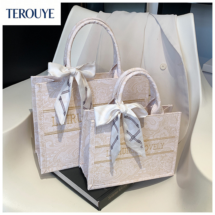 TEROUYE French Fashion Printed Handbag Autumn Winter New Large Capacity Retro Luxury Women s Shoulder Bag Simple Texture Underarm Bag Designer Women s