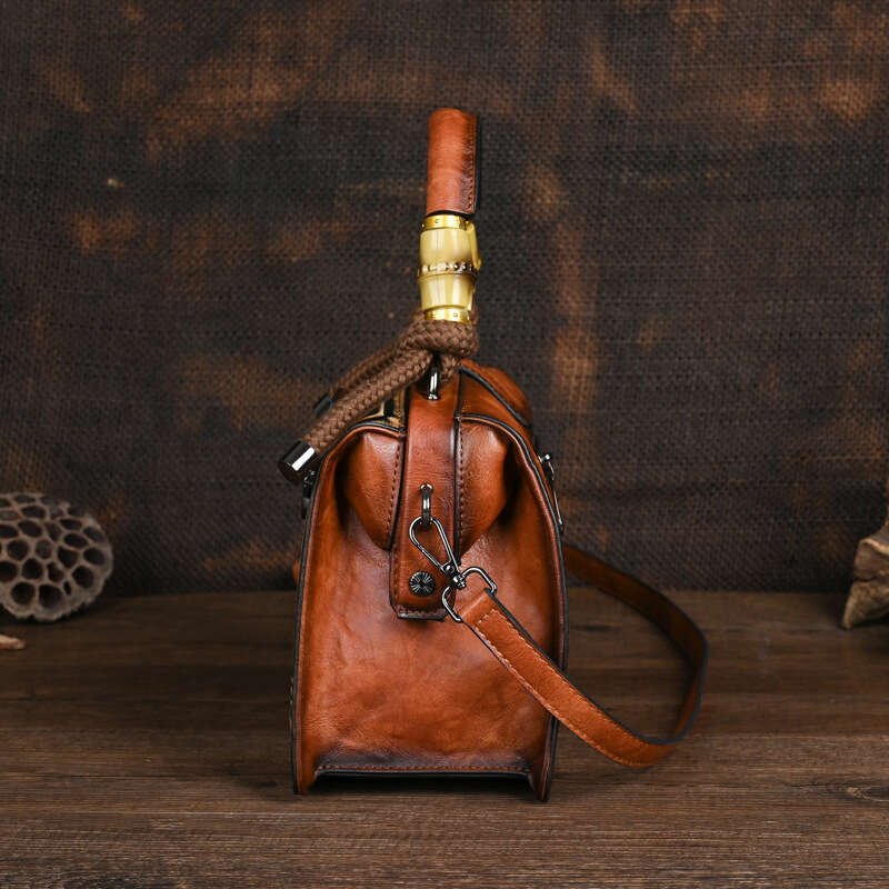 Luxury Shoulder Bags New European And American Retro Original Embossed Color Block Lock Clip Mouth Bamboo Knot Hemp Rope Women S Bag SENYY