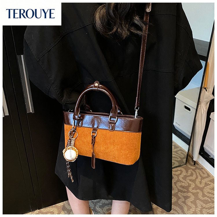 TEROUYE French retro niche design women s handbag autumn and winter new item suede splicing fashionable underarm bag retro luxury Luxury bag
