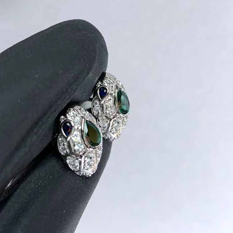 Luxury Brand Designer Jewelry Blue Green Snake Full Diamond Texture Elegant Versatile Earrings For Women Niche High-End Simple Petite Charming Attract