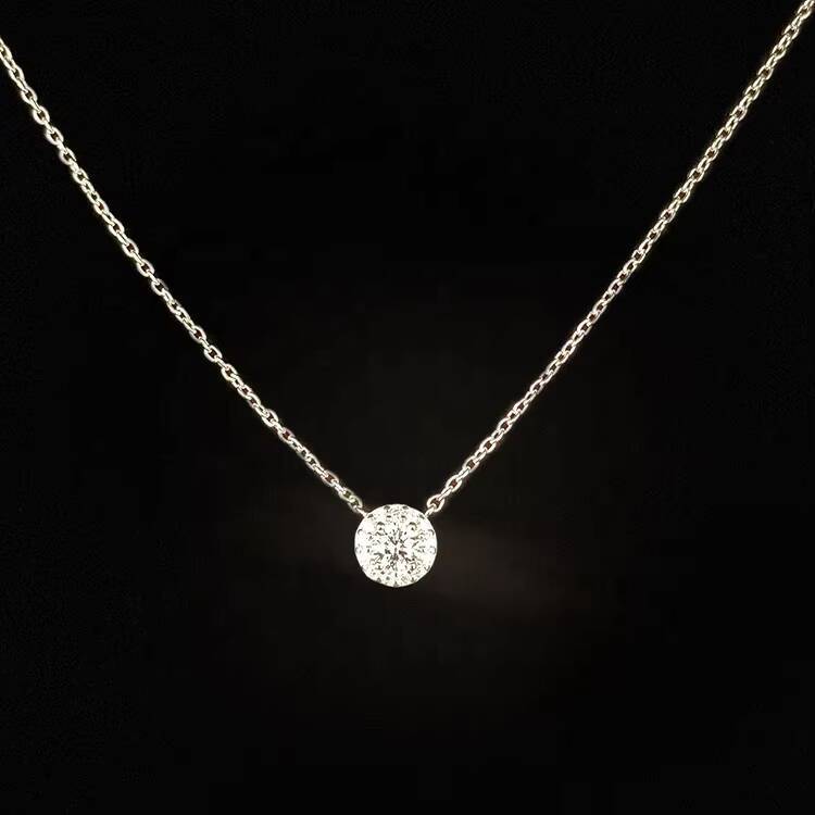 Stunning 925 Silver VVS Moissanite Aperture Halo Pendant Necklace Fine Jewelry for Women with Exquisite Craftsmanship