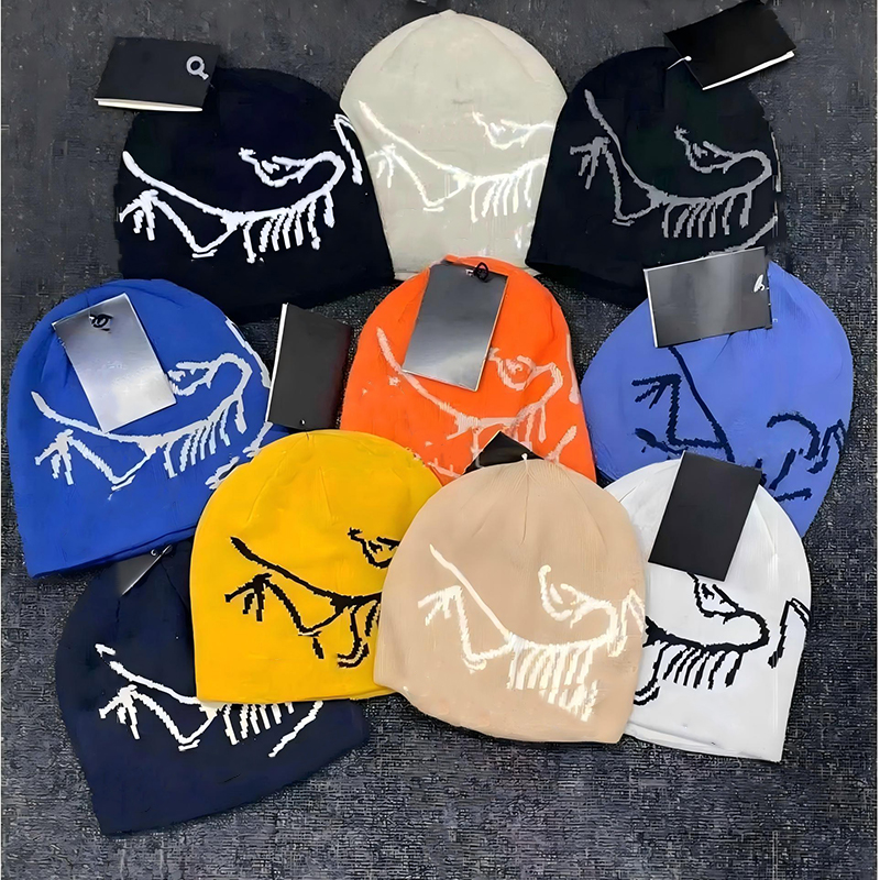 2026 Fashion designer Sanskrit jacquard knitted hat skullcap Embroidery cross wool hat Thermal hat Black and white beanie hat