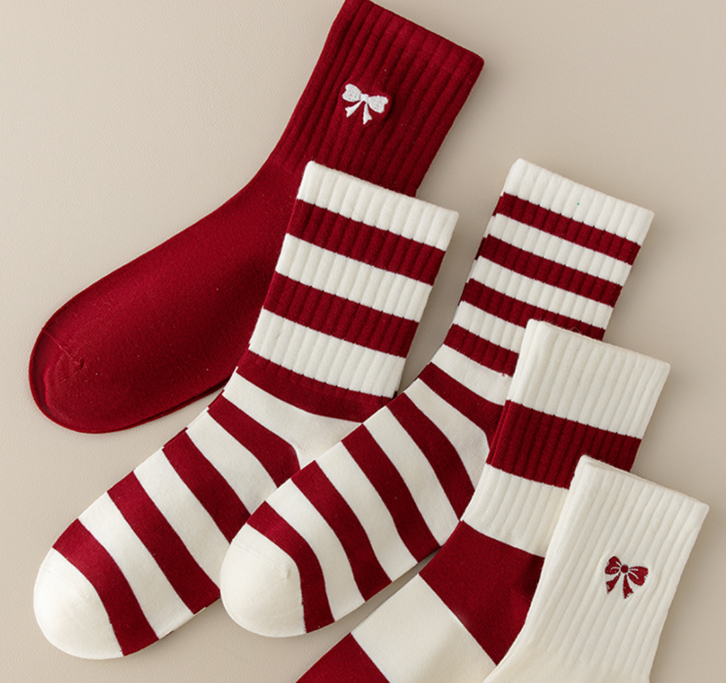 Socks Designer Womens Mens Luxury Socks Pure Cotton yoga Socks Black, white and multiple colors Sports Socks