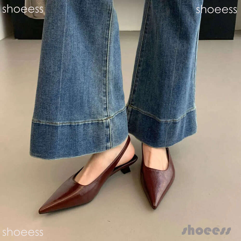 2026 Designer Shoe Pointed Kitten High Heels Closed Toe Sandals sling back Shoes