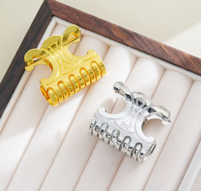 Desinger Hair Clip Letter Clamp Women Gold Clips High Metal HairJewelry Wedding Hair Clip Headwear Gift