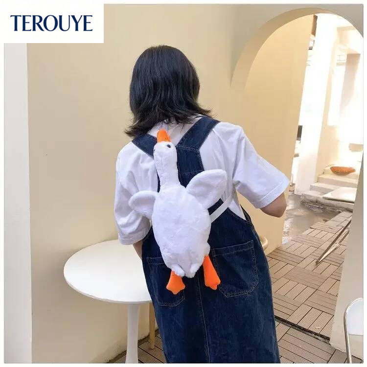 TEROUYE Doll Cartoon Duck Handbag Autumn New Cartoon Cute Women s Shoulder Bag Fashion Trend Versatile Style Luxury bag