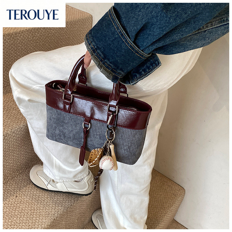 TEROUYE French retro niche design women s handbag autumn and winter new item suede splicing fashionable underarm bag retro luxury Luxury bag