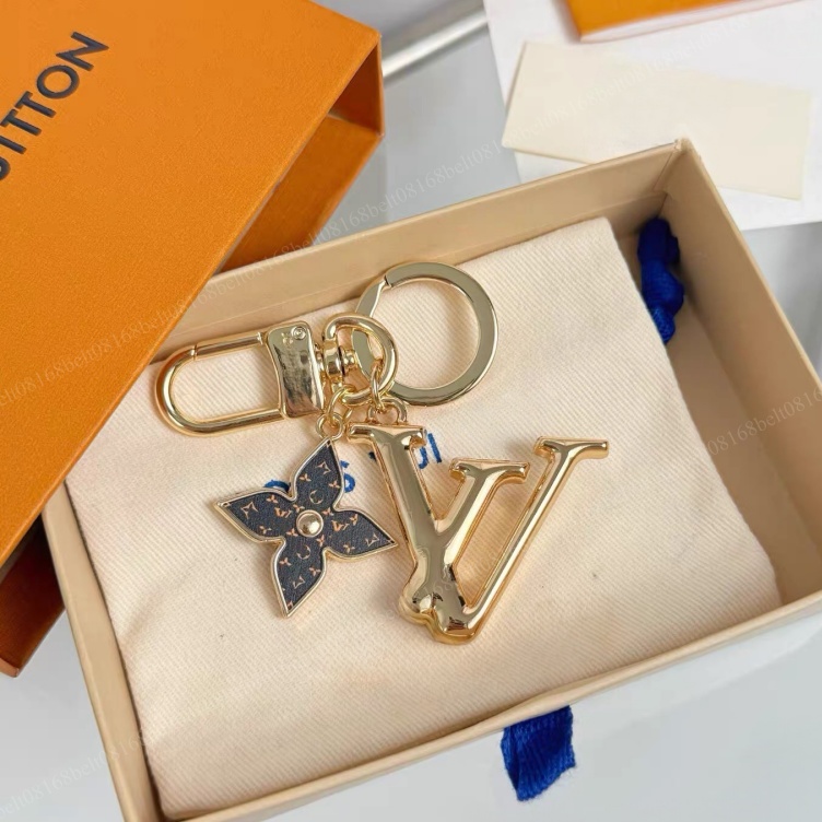 Women designer keychain fashion high quality luxury letter shape bag charm lanyards women bags pendant luggage accessories small jewelry key chain