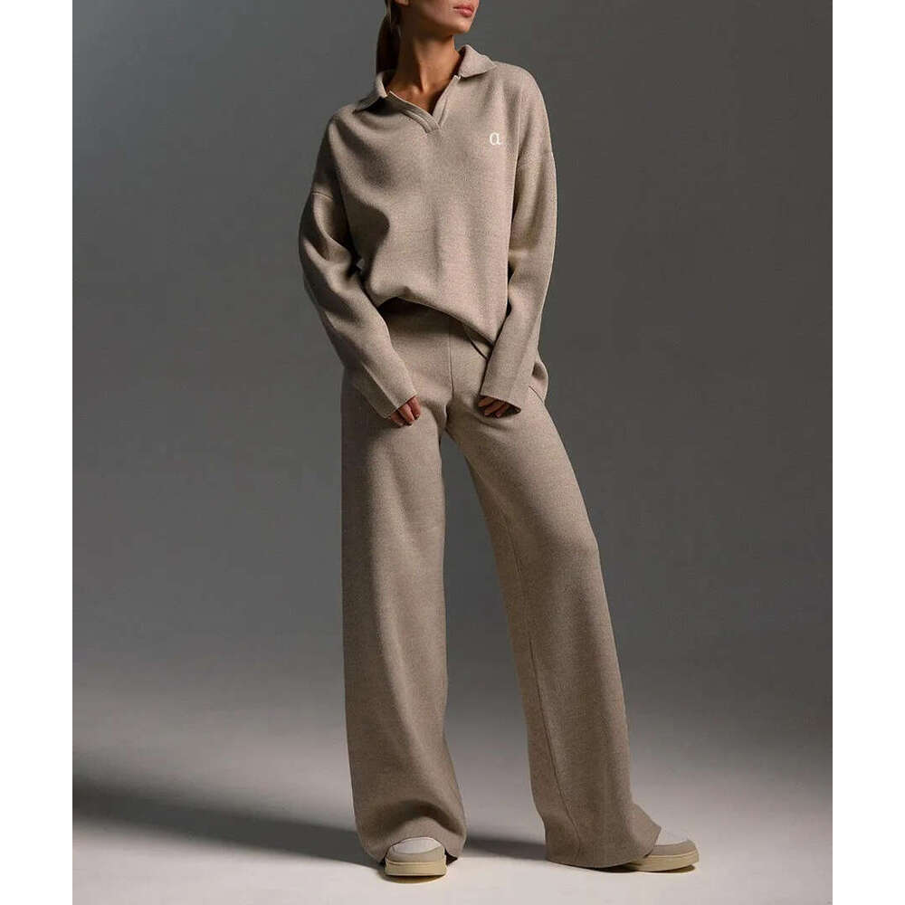 Women's two-piece knitted sportswear autumn and winter collar pullover sweater wide leg pants suitable for yoga gym and casual wear