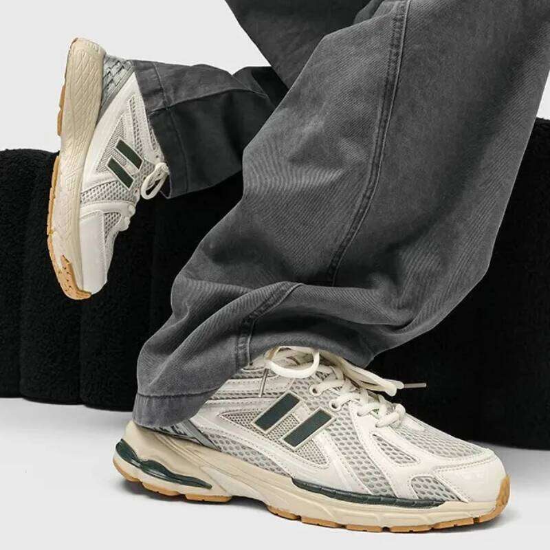 Men's Sports with A Mesh Surface Made of Patchwork Material, New Lace-up Round Toe Casual Height-increasing Niche Shoes 26W0121