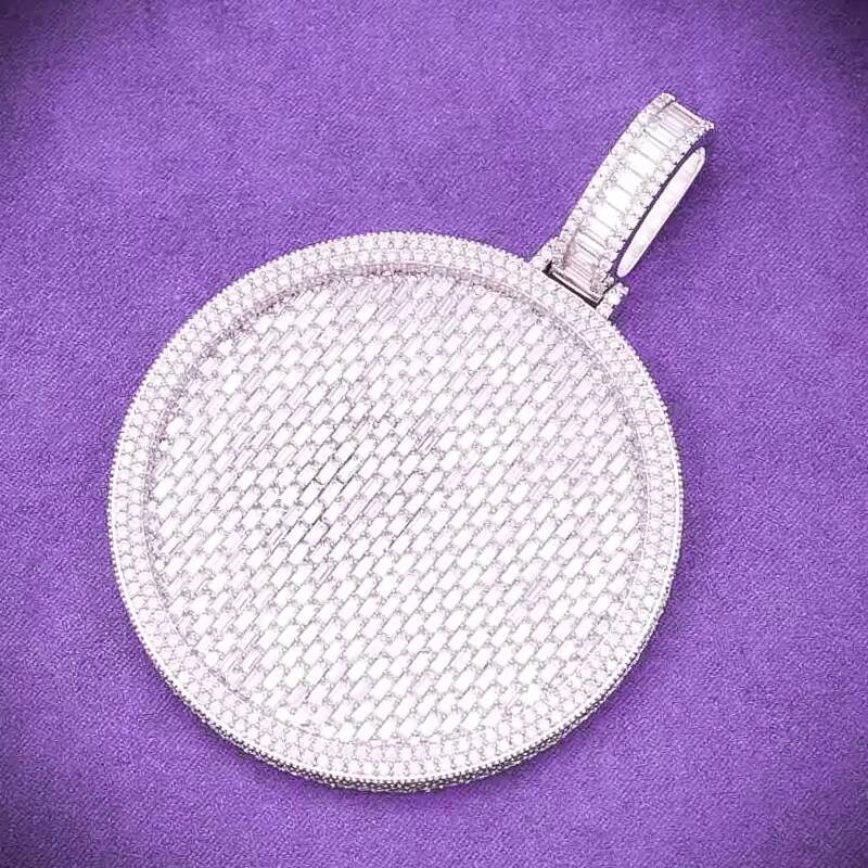 Hip Hop Mens 925 Sterling Silver Iced Out VVS Baguette Moissanite Fine Jewelry Diamond Tester Passd Face Circle Pendant Charms