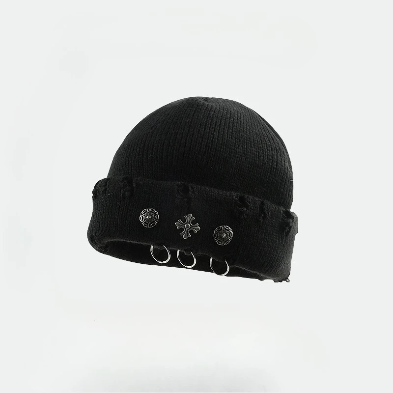 Street hip-hop retro cross ring perforated woolen hat for women yuppie knitted melon skin hat cold hat for men 260119