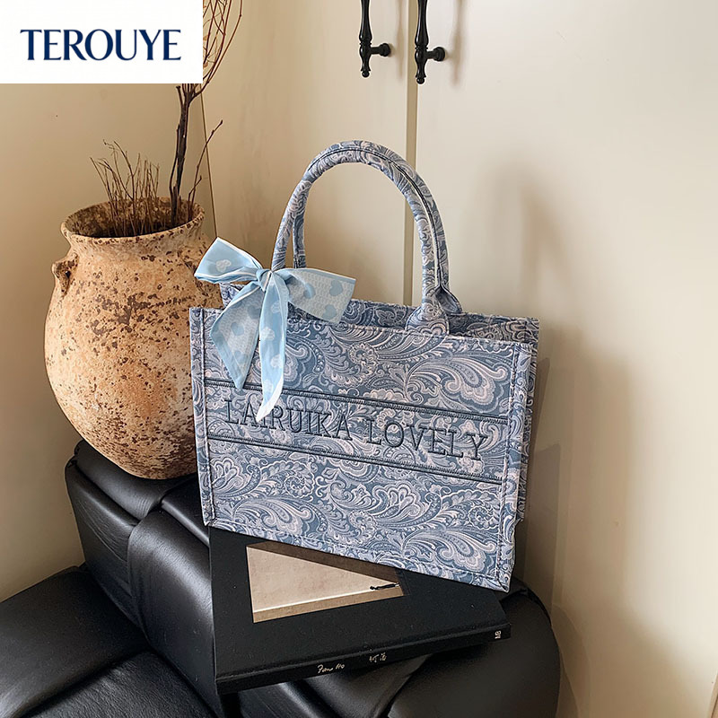 TEROUYE French Fashion Printed Handbag Autumn Winter New Large Capacity Retro Luxury Women s Shoulder Bag Simple Texture Underarm Bag Designer Women s
