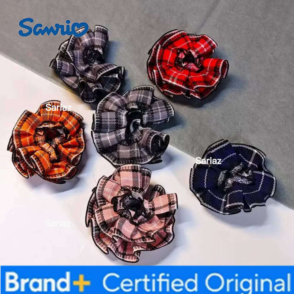 Sanrio New Hello Cute Long Legs Kitty Ruffle Skirt Dress Ins Style KT Doll Pendant Backpack Keychain Clothing Accessories H260121