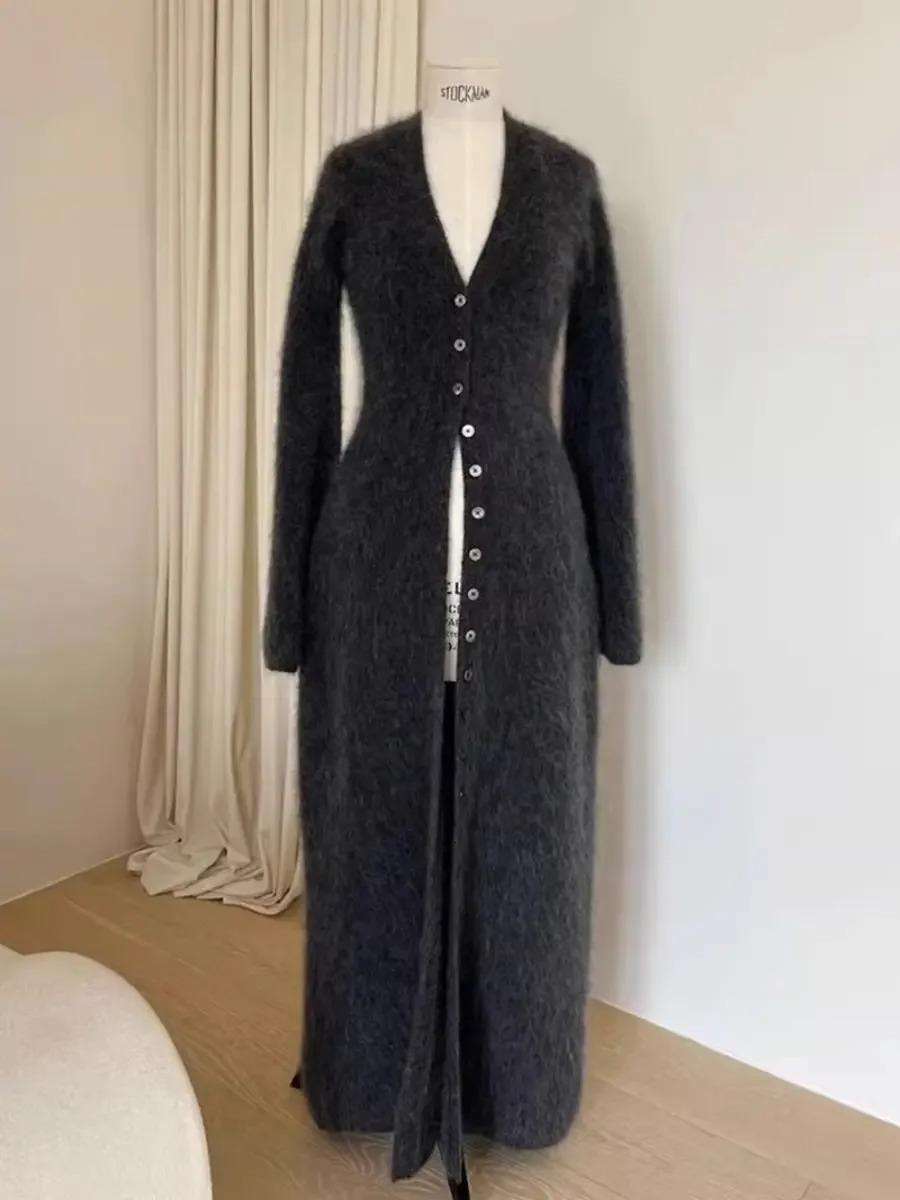 French Retro V-neck Knitted Cardigan Autumn and Winter High-end Soft Waxy Knee Medium and Long Sweater Jacket Womens Trend 260120