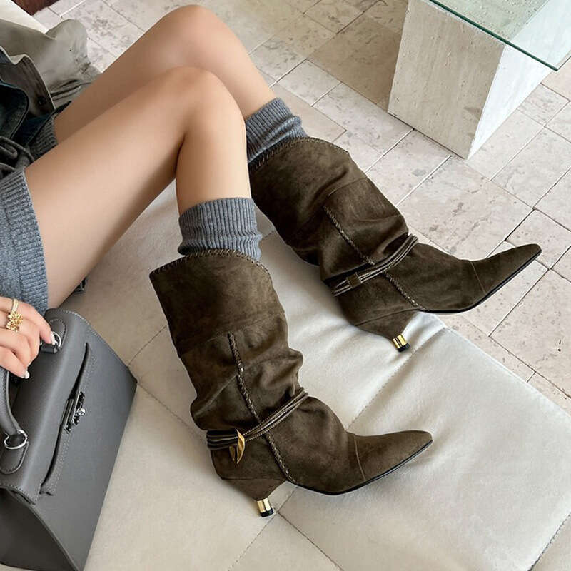 European and American New Style Pointed Toe Metal Cat Lace-Up Ruched Slouchy Short with Cuffed Slip-On Design, Large Size, Versatile High Heel Boots