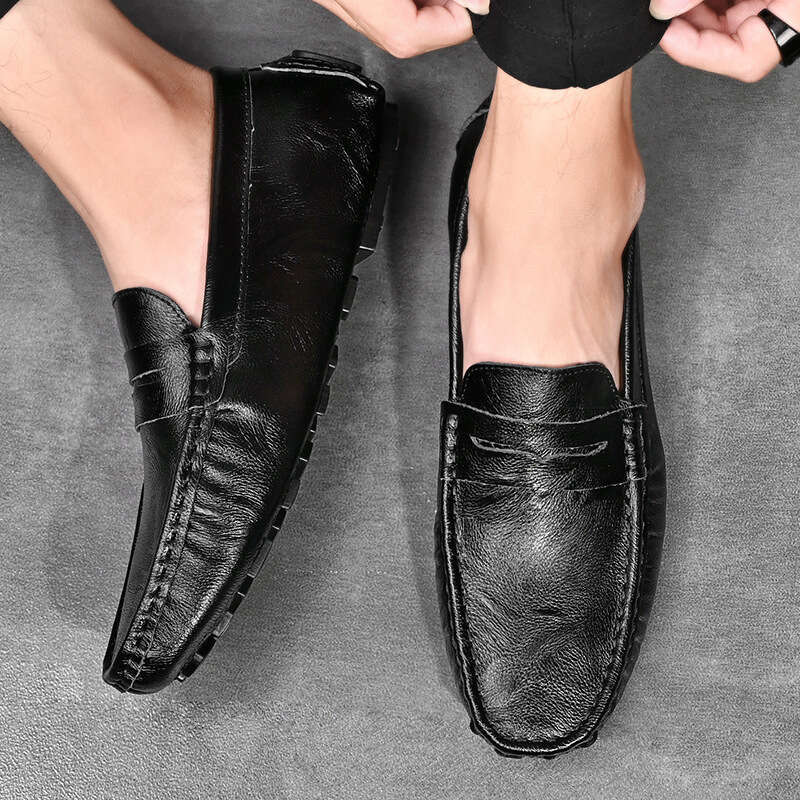 Foreign Trade Hot-Selling Ultra-Light Cowhide Free shipping Loafers Men with Tassels, Casual Shoes, Fashionable Outdoor Driving Shoes for Men, Dropshi