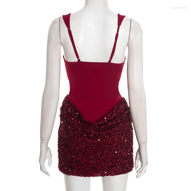 Casual Dresses Sexy Sequin Party Pleated Slim Bodycon Dress Women Spaghetti Strap Mini 2026 Summer Evening Nightclub