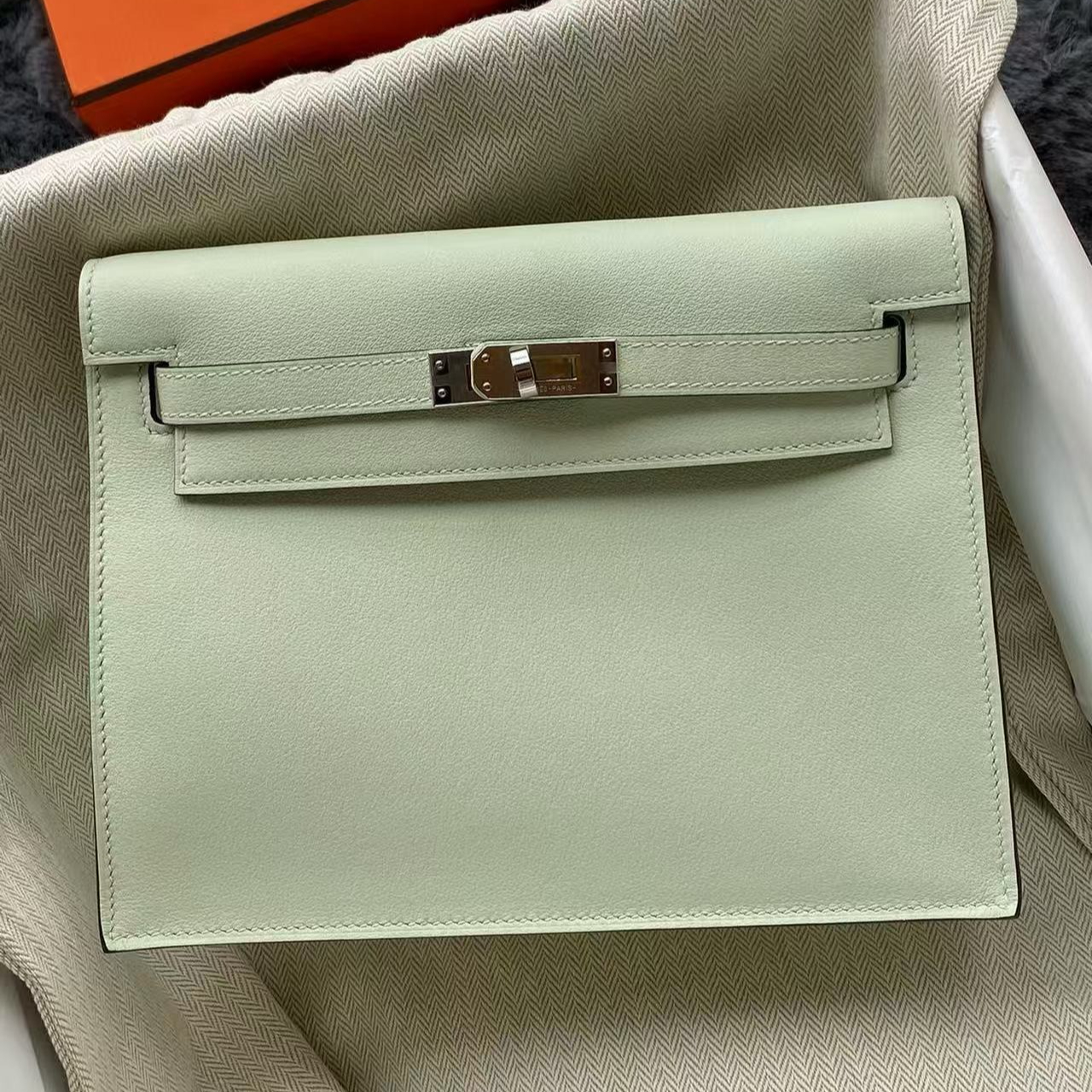 Full Handmade KL danse 22cm swift leather bubble green Luxury handbag 19A Mirror like Quality Designer bag Top Quality wax line bag New Year gift original package