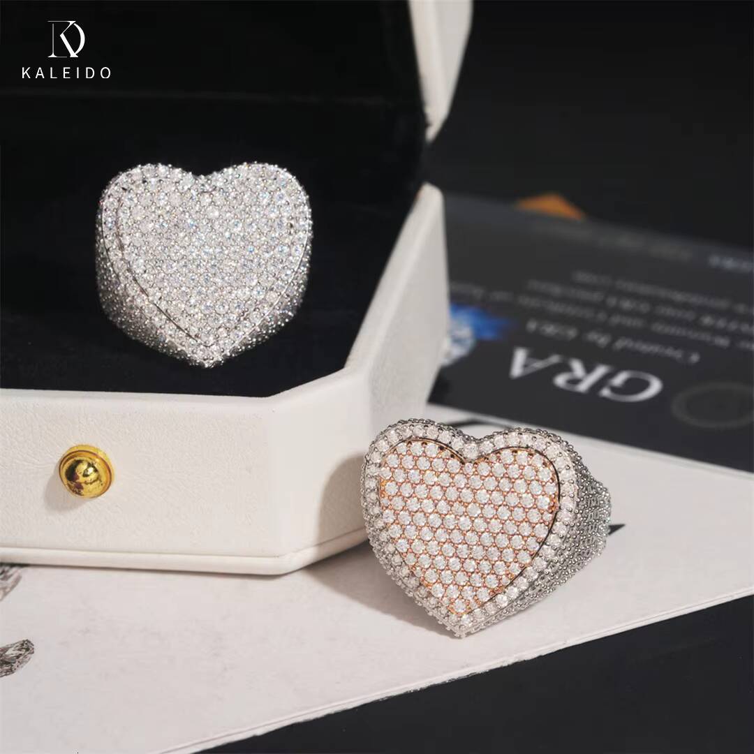Factory Wholesale Two Tone Heart Shape Iced Out Moissanite Jewelry 925 Silver Ring Fine Hip Hop Vvs Moissanite Diamond Ring