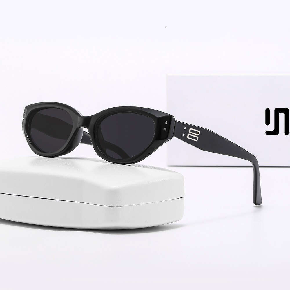 Women Sunglasses Retro Cat Eye Small Frame Sunglasses Transparent Grey High-End European American Style Eyewear